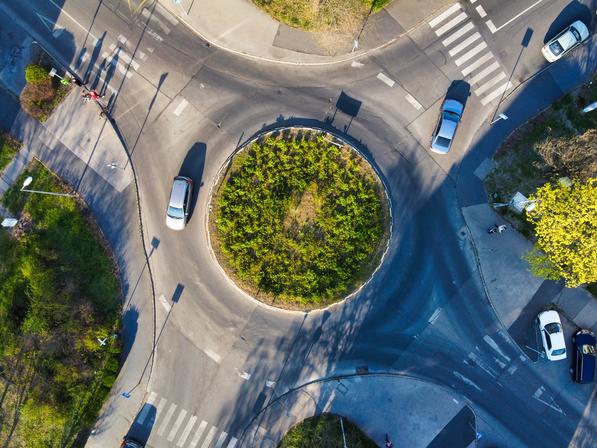 roundabout-and-road