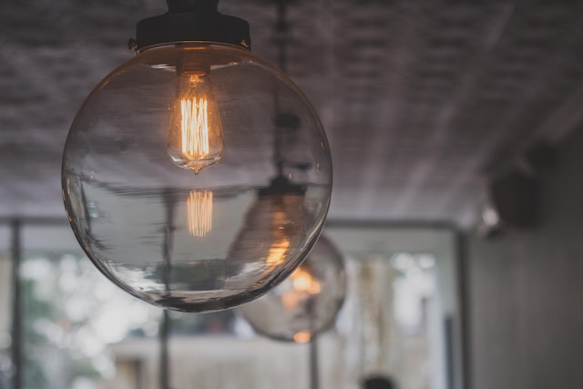 Round clear light fitting on ceiling